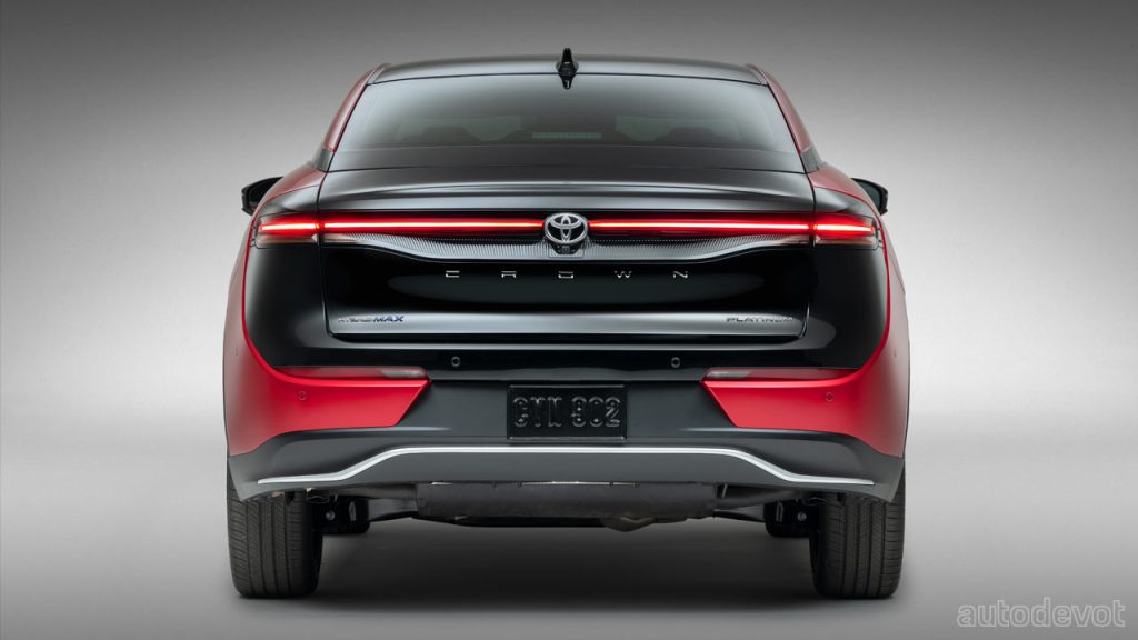 2023-Toyota-Crown-Sedan-for-US_side_rear