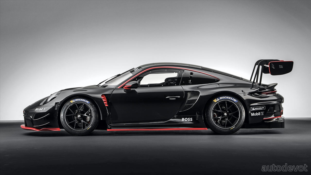 992-Porsche-911-GT3-R_side