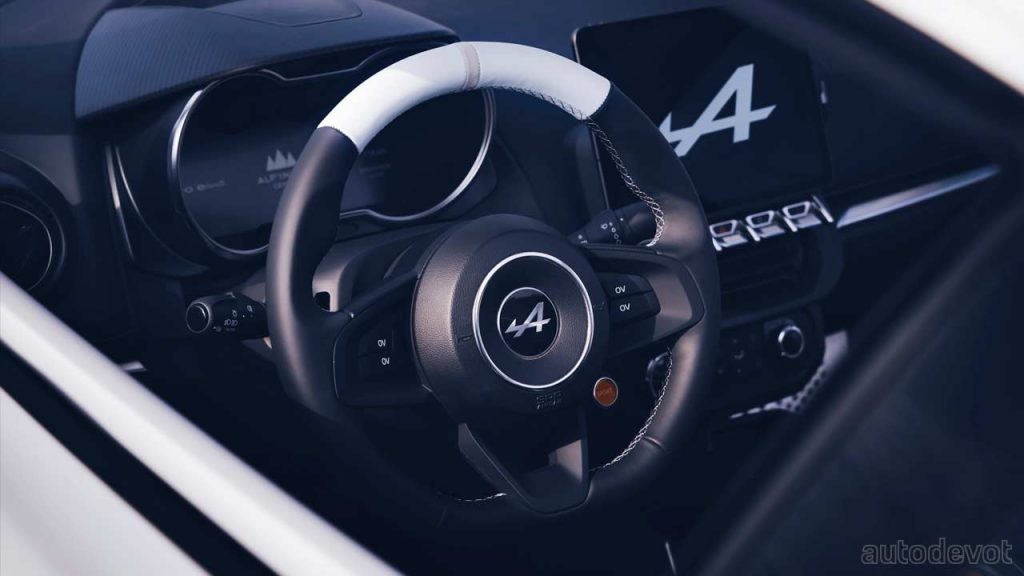 Alpine-A110-E-ternité_interior_steering_wheel
