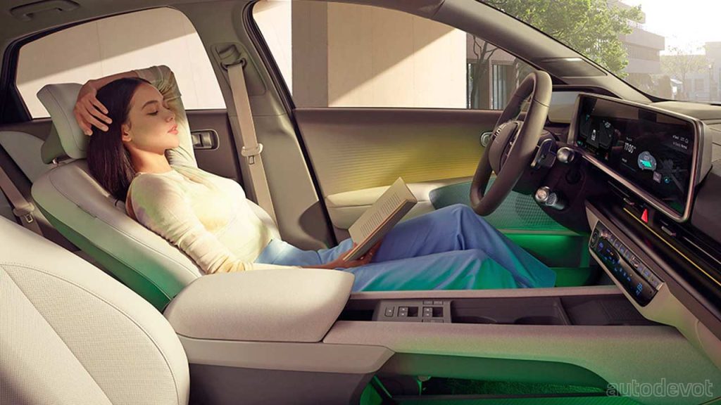 Hyundai-Ioniq-6_interior_front_seats