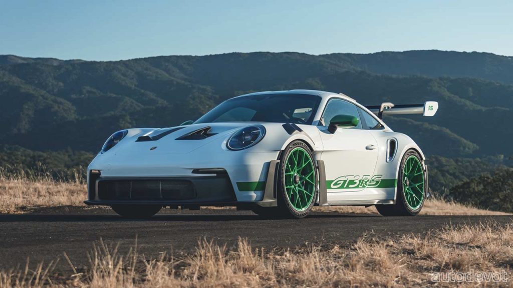 2023-Porsche-911-GT3-RS-50-years-of-Carrera-RS-2.7