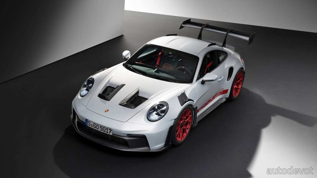 2023-Porsche-911-GT3-RS_4