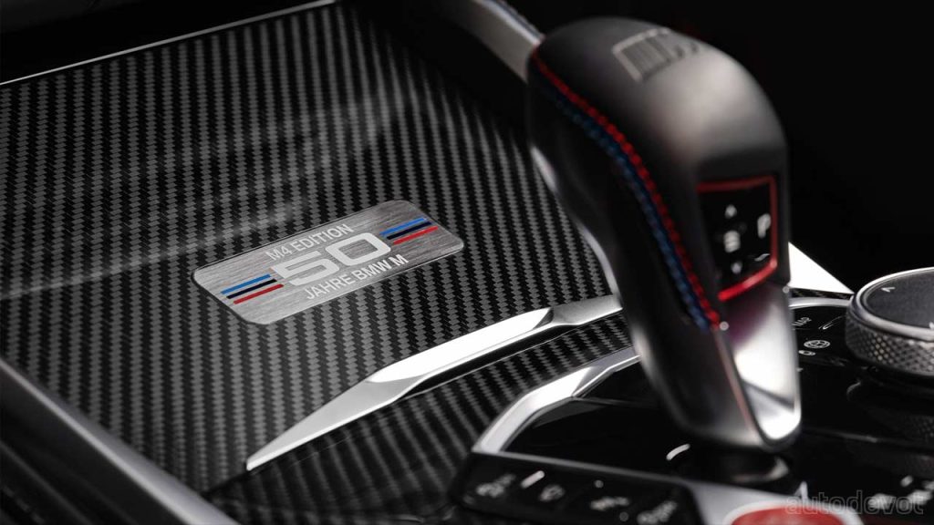 BMW-M4-Competition-Coupé-50-Jahre-M-Edition_interior_centre_console