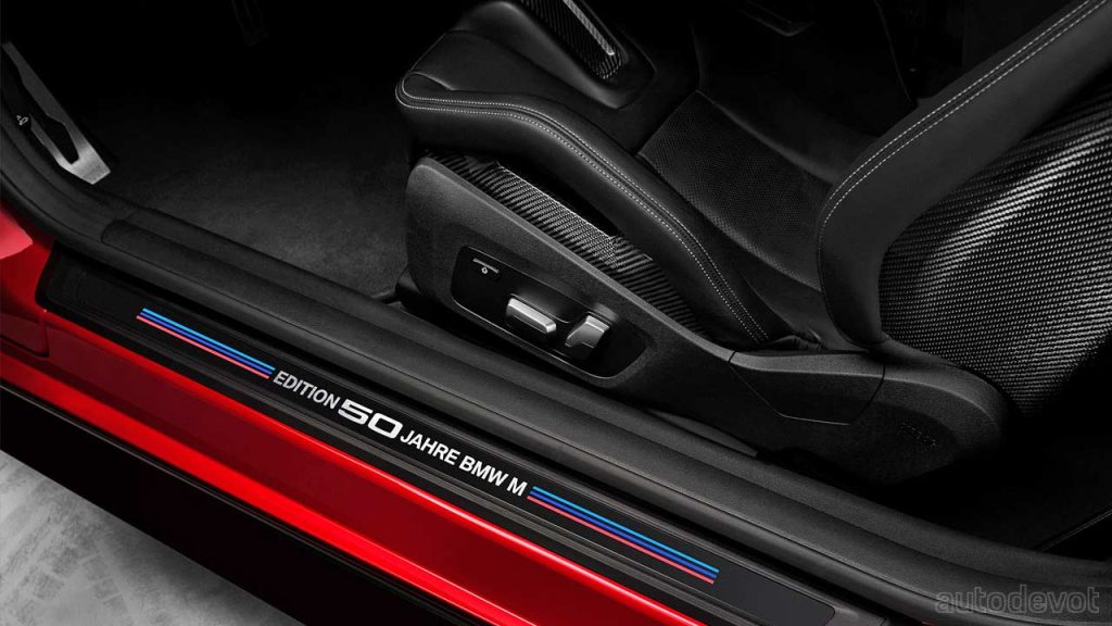 BMW-M4-Competition-Coupé-50-Jahre-M-Edition_interior_door-sills