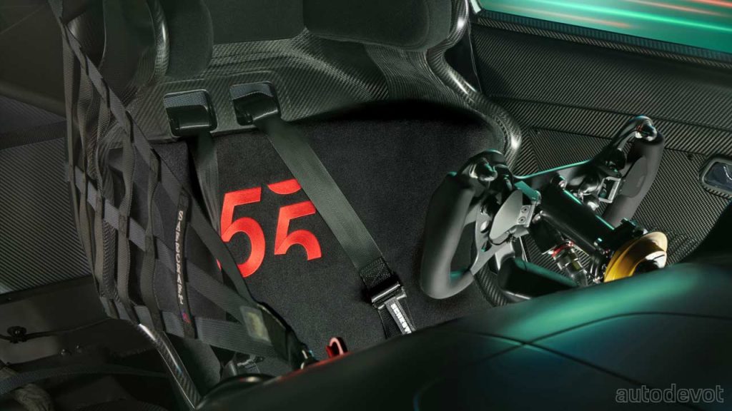 Mercedes-AMG-GT3-Edition-55_interior_seats