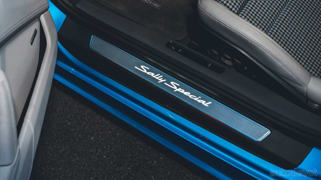 Porsche-911-Sally-Special_interior_door_sill