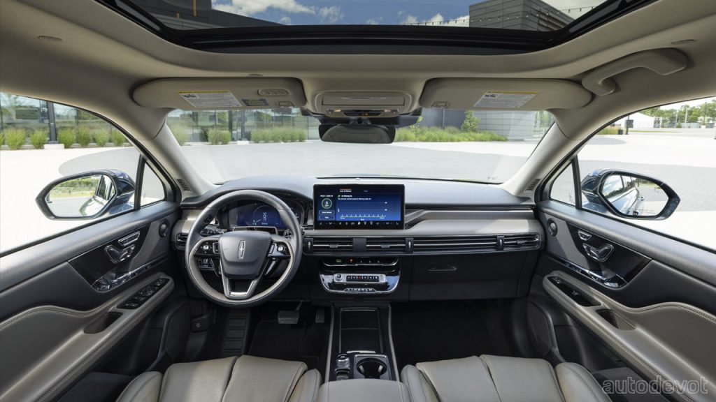 2023-Lincoln-Corsair-Grand-Touring_interior