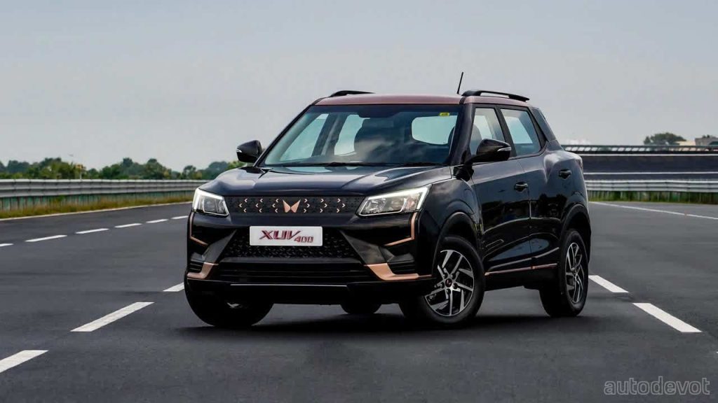 Mahindra-XUV400_3