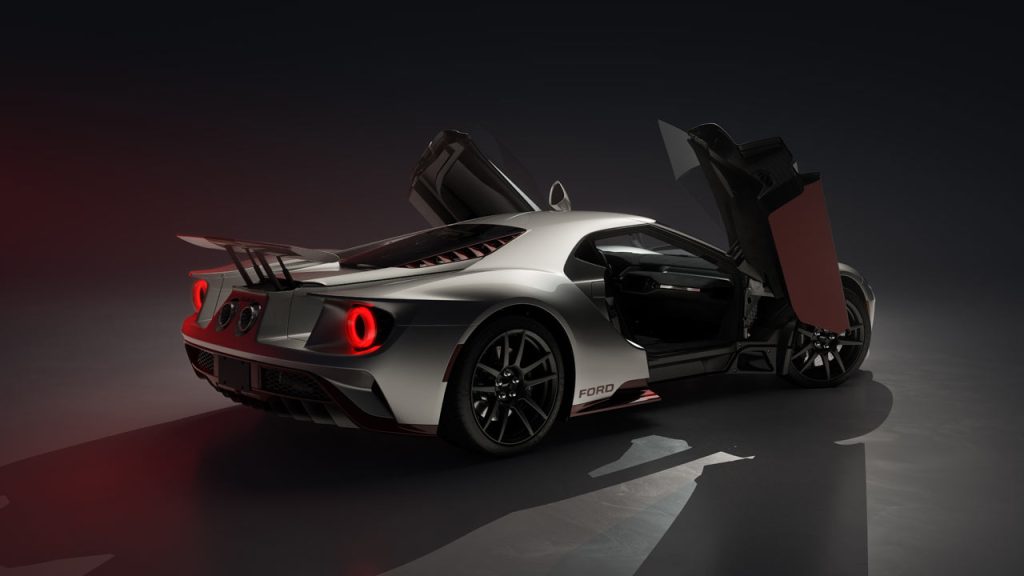 2022-Ford-GT-LM-Edition_doors_open