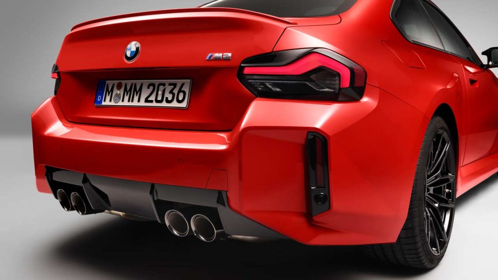 2023-BMW-M2_exhaust