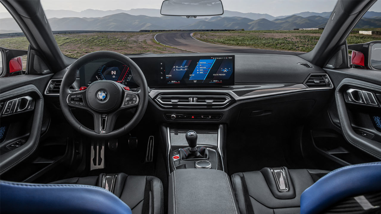 2023-BMW-M2_interior