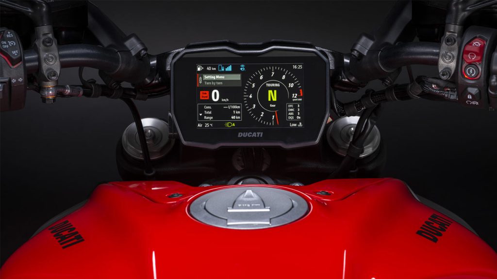 2023-Ducati-Diavel-V4_instrument_display