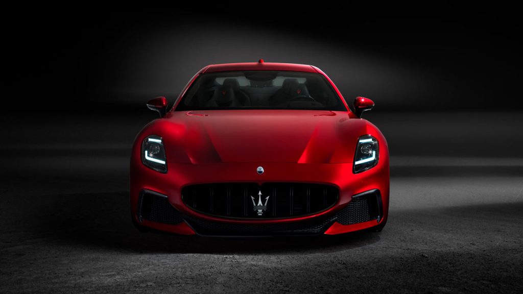 2023-Maserati-GranTurismo-Trofeo_front