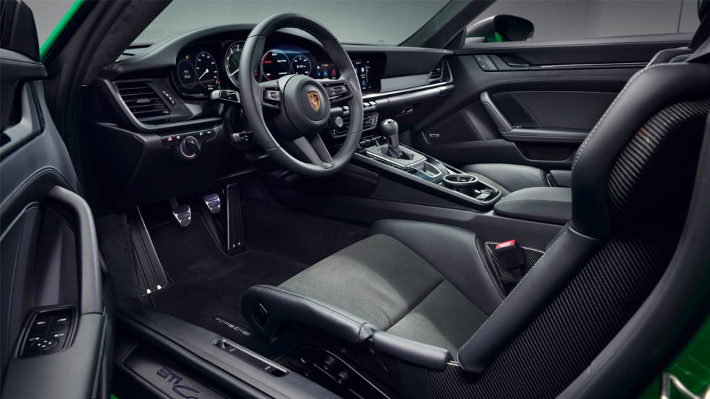 2023-Porsche-911-Carrera-T_interior
