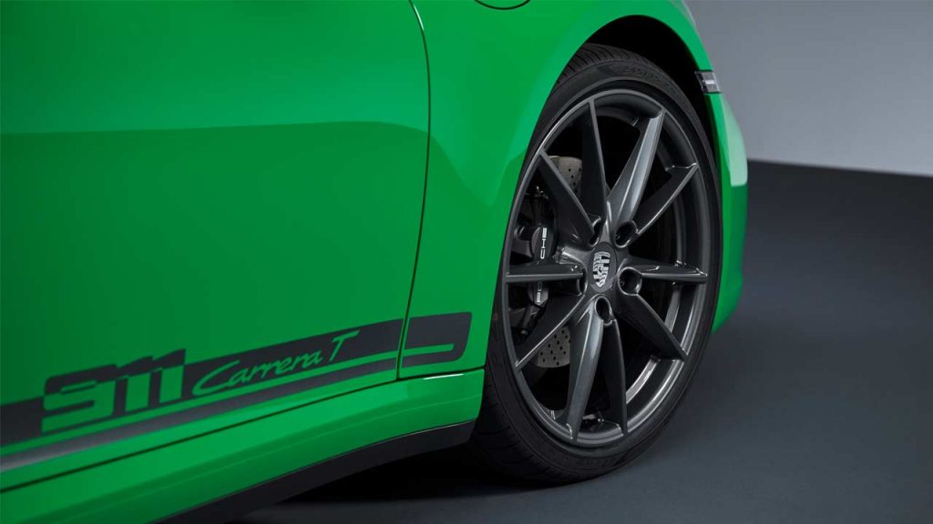 2023-Porsche-911-Carrera-T_wheels