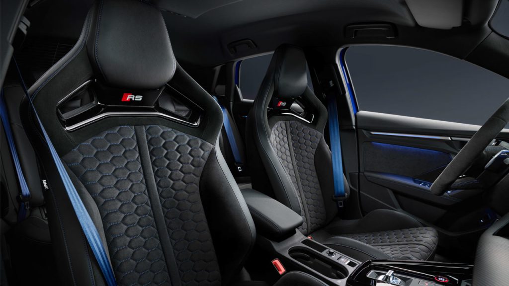 Audi-RS-3-Sportback-performance-edition_interior_front_seats