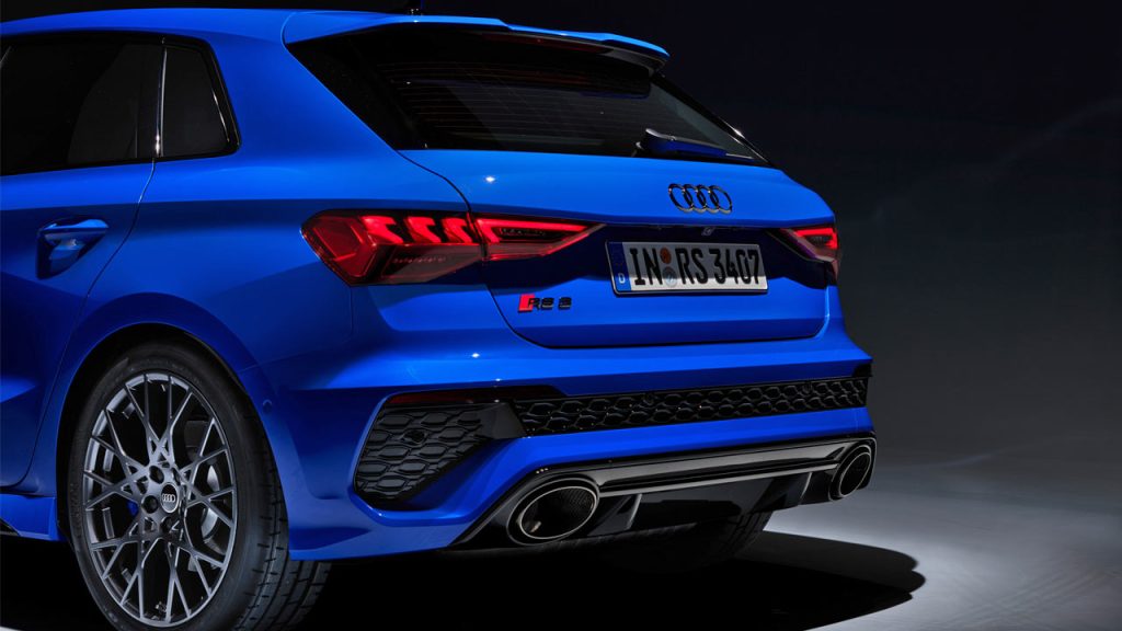 Audi-RS-3-Sportback-performance-edition_taillights