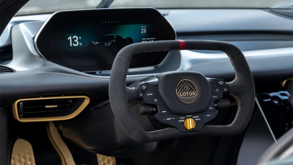 Lotus-Evija-Fittipaldi_interior