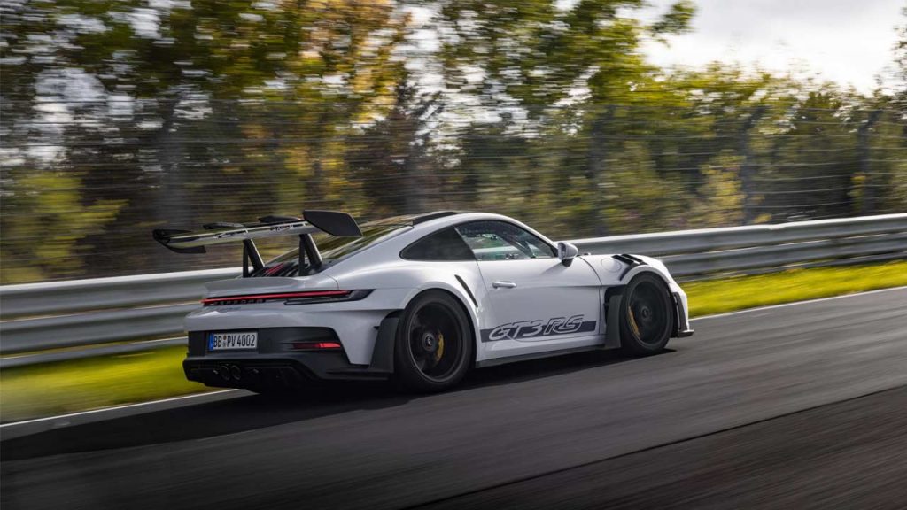 Porsche-911-GT3-RS-Nürburgring-lap_2