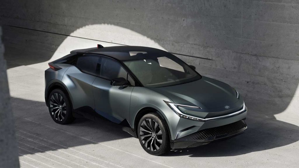 2022-Toyota-bZ-Compact-SUV-concept