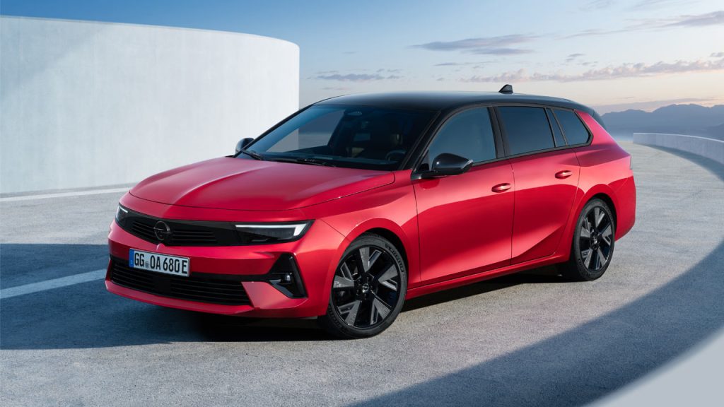 2023-Opel-Astra-Electric-Sports-Tourer