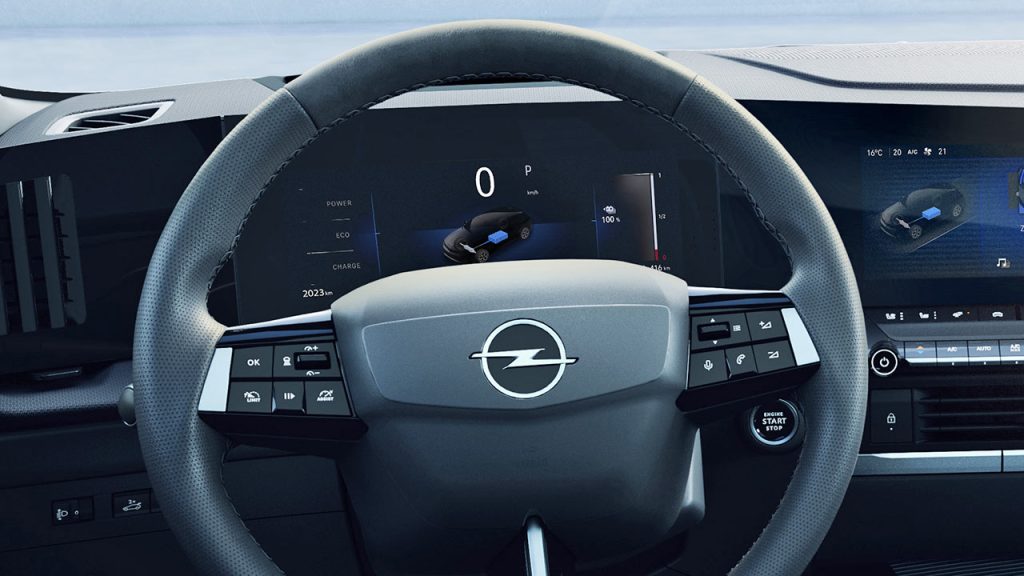 2023-Opel-Astra-Electric-Sports-Tourer_interior_steering_wheel