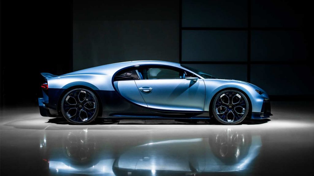 Bugatti-Chiron-Profilée_side