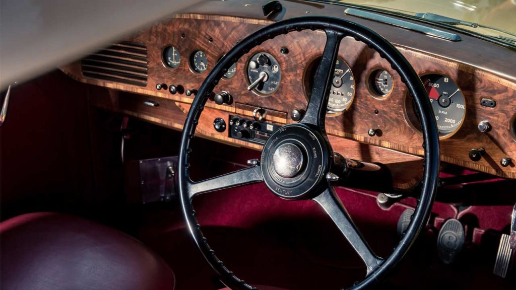 1953-Bentley-R-Type-Continental_interior
