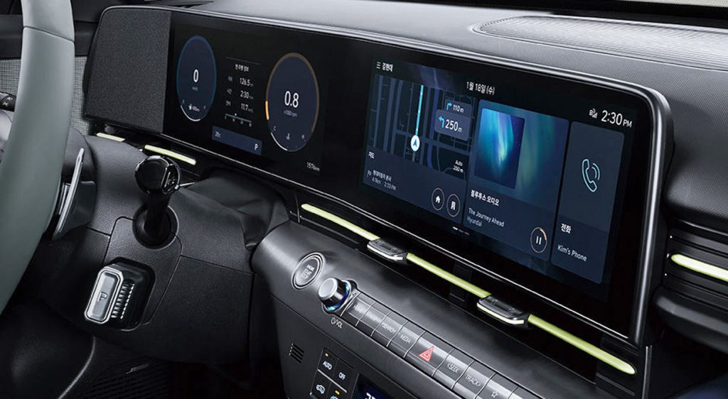 2023-Hyundai-Kona_interior_touchscreen