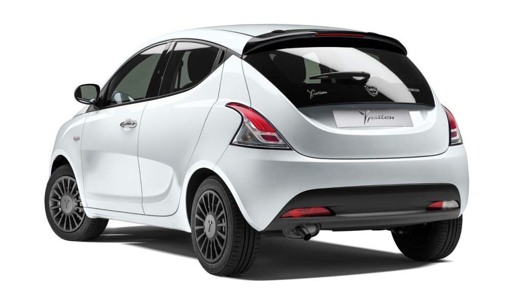2023-Lancia-Ypsilon_4