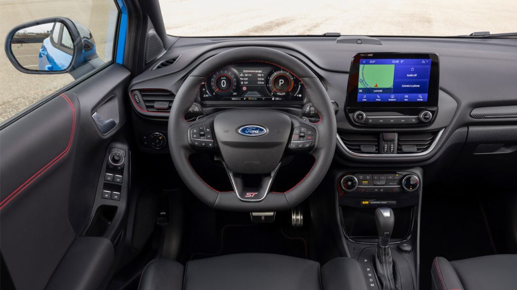 2023-Ford-Puma-ST-Powershift_interior
