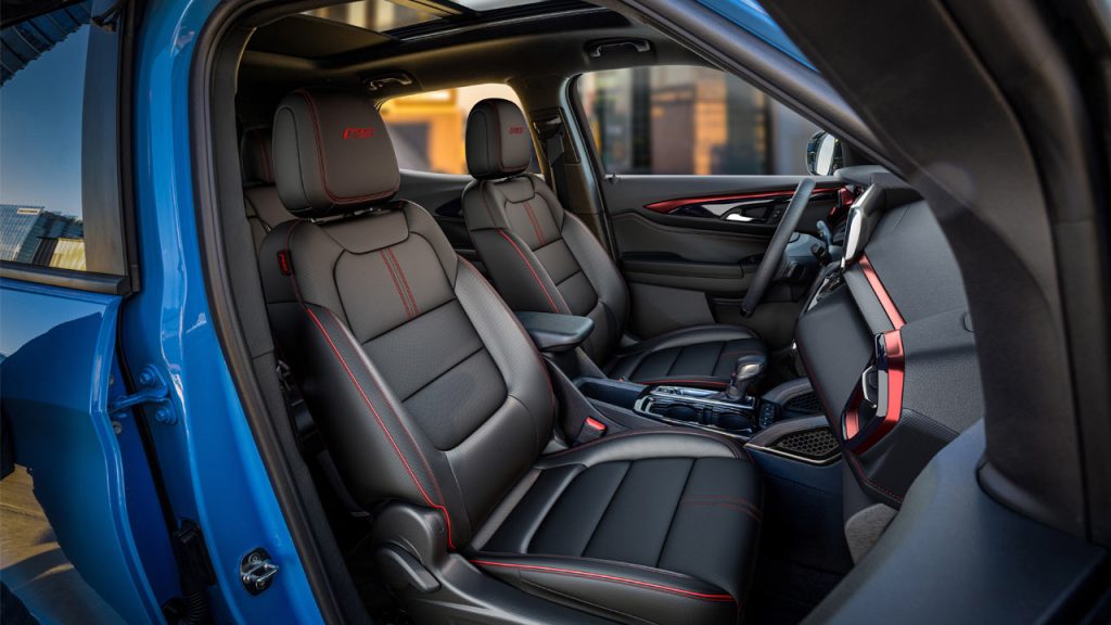 2024-Chevrolet-Trailblazer-RS_interior_seats