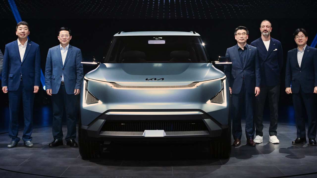 Kia опубликовала фото нового большого кроссовера EV9 - Газета.Ru Новости