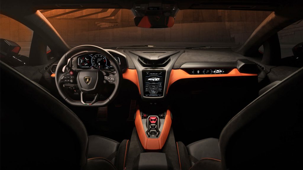 Lamborghini-Revuelto_interior