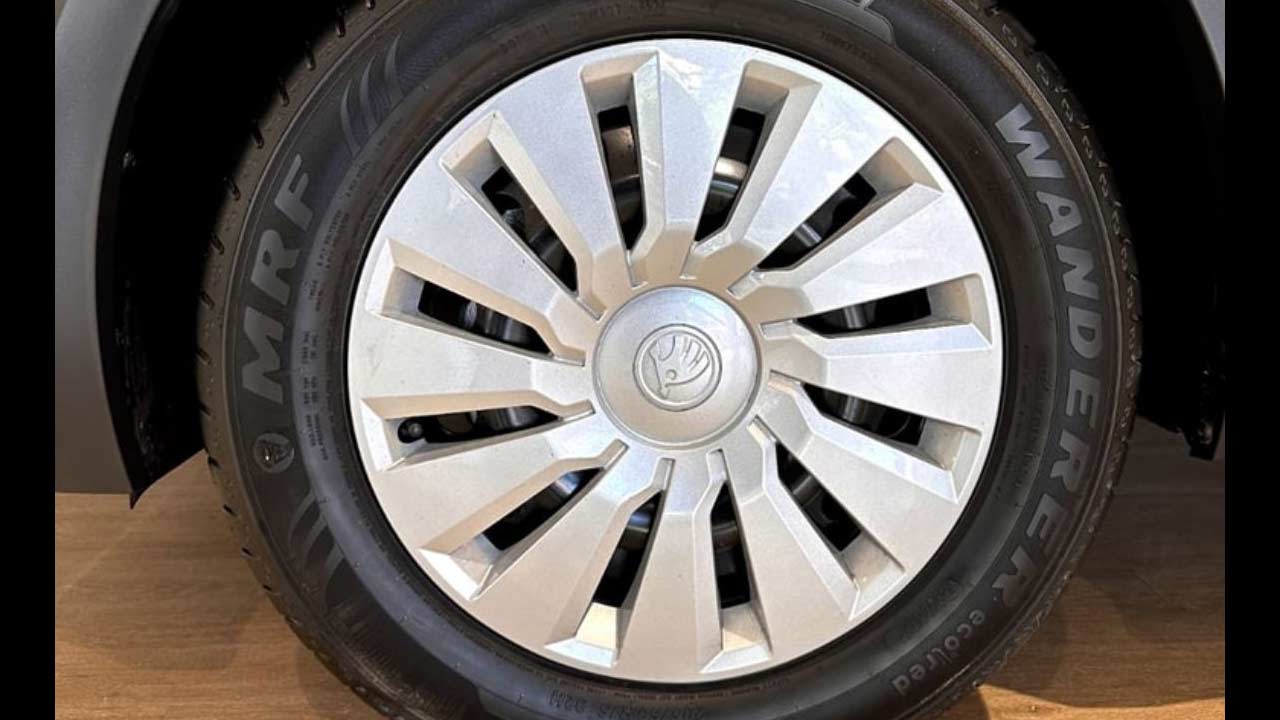 Skoda-Kushaq-Onyx-Edition_wheels