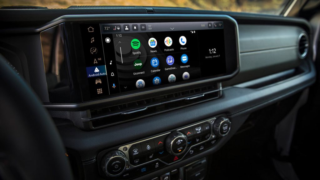 2024-Jeep-Wrangler-High-Altitude-4xe-interior-touchscreen