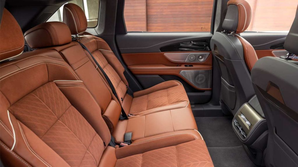 2024-Lincoln-Nautilus_interior_rear_seats