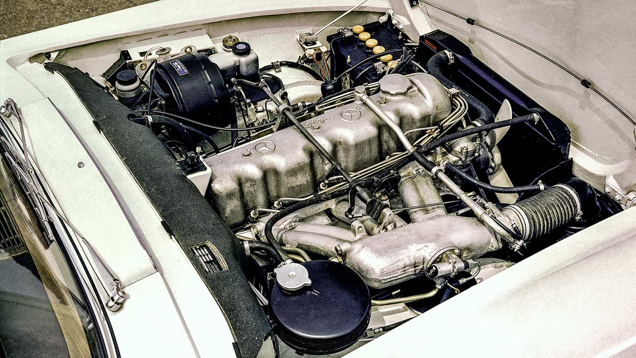 W-113-Mercedes-Benz-230-SL-Pagoda_engine