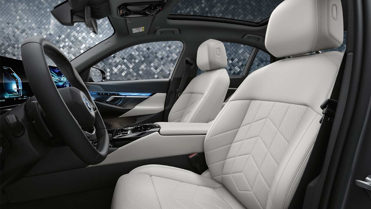 2024-BMW-530e-Plug-In-Hybrid_interior_front_seats