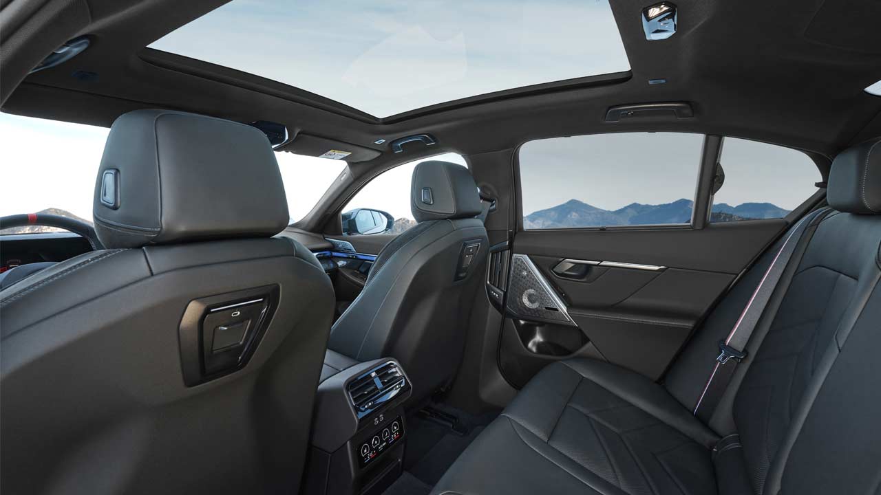 2024-BMW-i5-M60-xDrive_interior_rear_seats