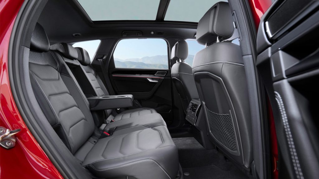 2024-Volkswagen-Touareg-R-Line_interior_rear_seats