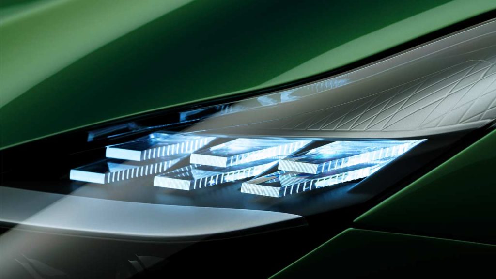 Aston-Martin-DB12_headlights