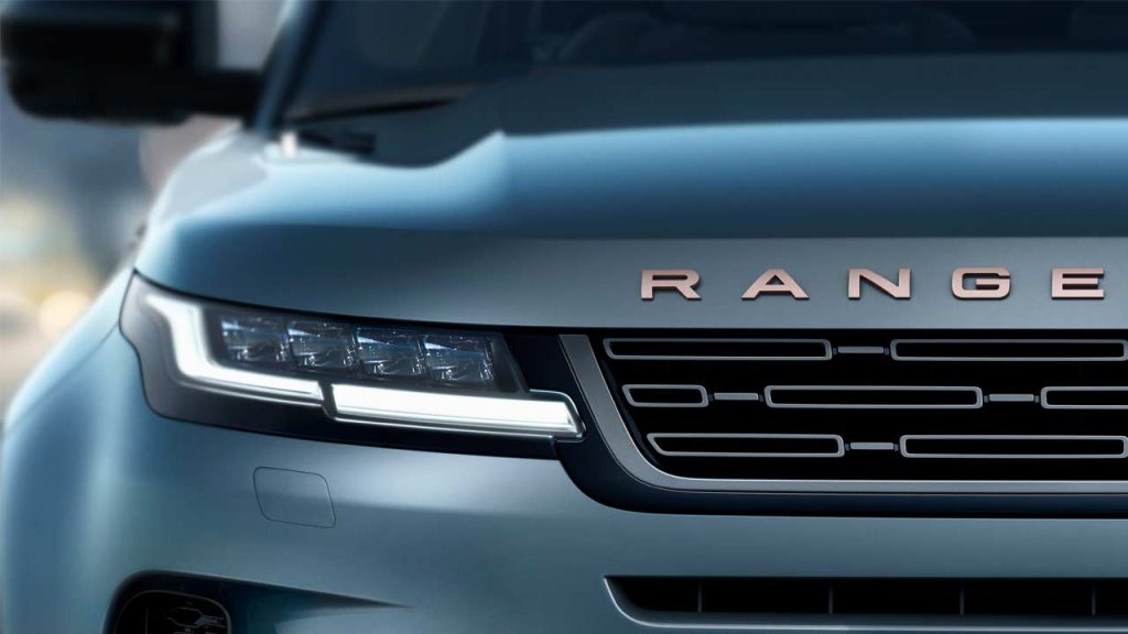 2024-Range-Rover-Evoque_headlights