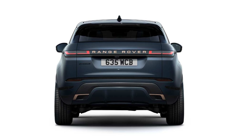 2024-Range-Rover-Evoque_rear
