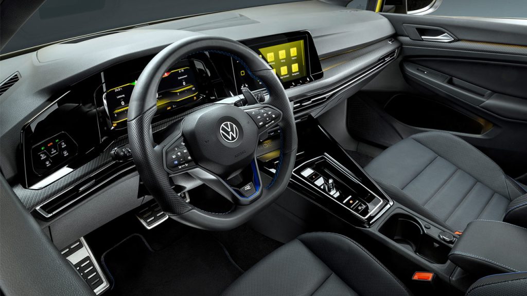 Volkswagen-Golf-R-333-Limited-Edition_interior