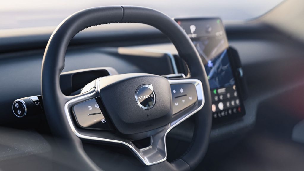 Volvo-EX30_interior_steering