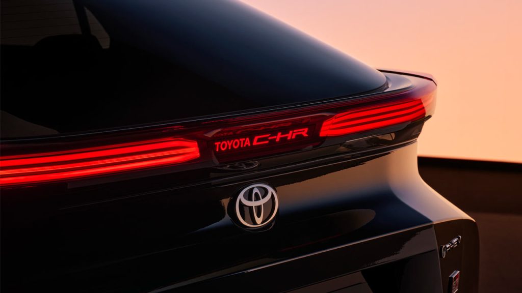 second-gen-2023-Toyota-C-HR_taillights