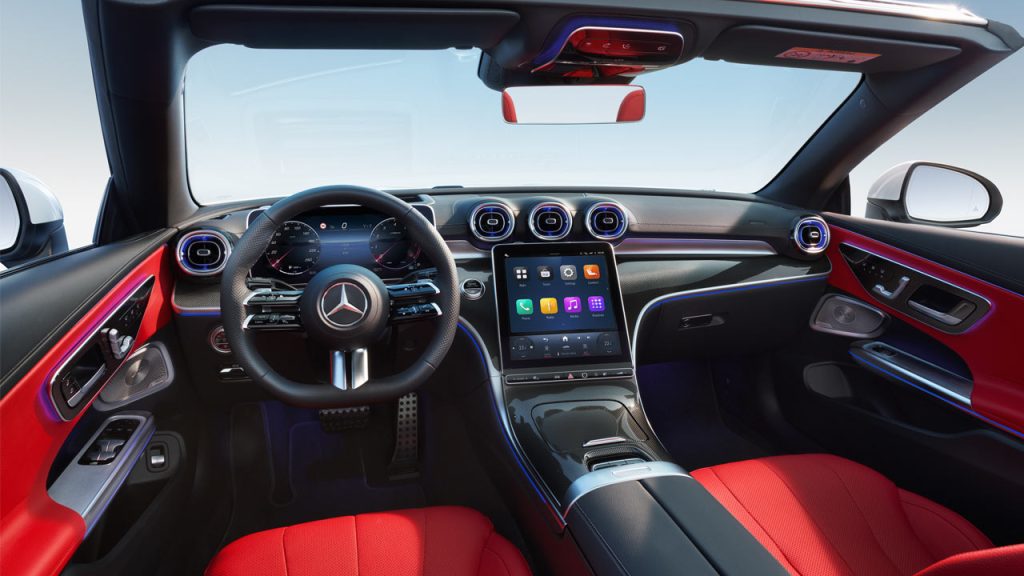 2024-Mercedes-Benz-CLE-Cabriolet_interior
