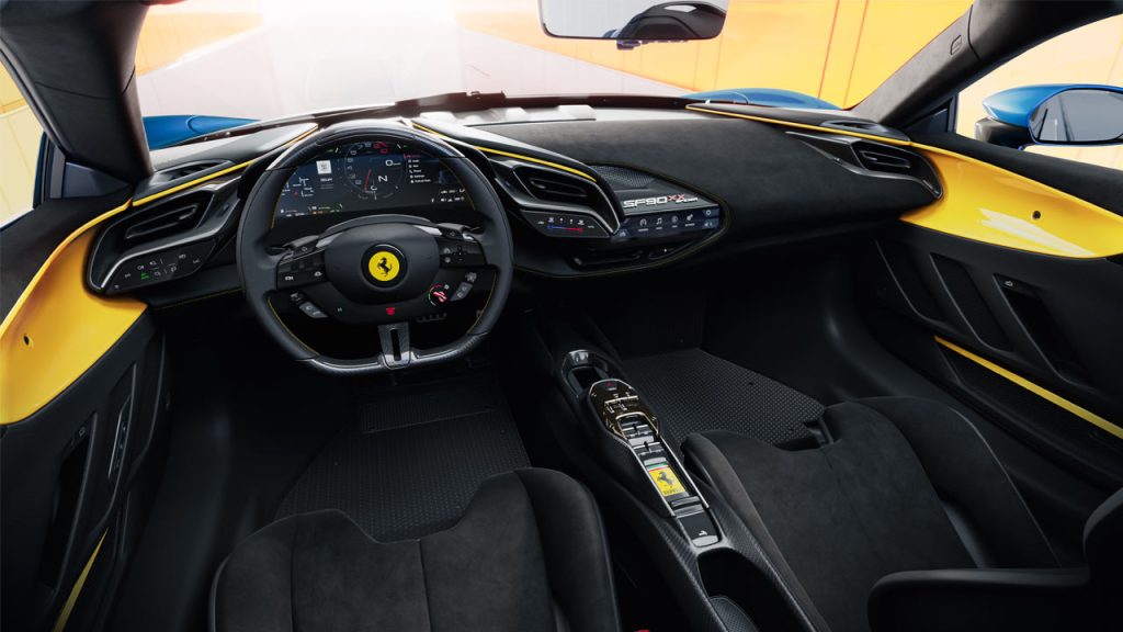 Ferrari-SF90-XX-Spider_interior
