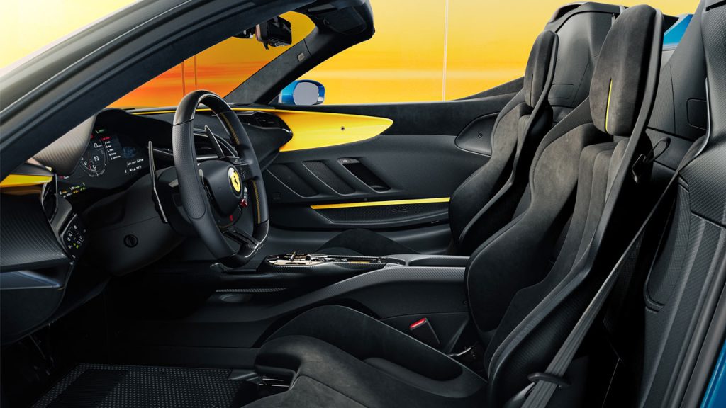 Ferrari-SF90-XX-Spider_interior_seats